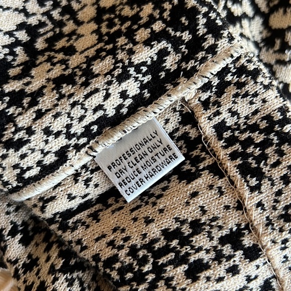 St. John Collection Blazer - Picture 9 of 11